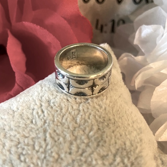 James Avery Jewelry - Rare Retired James Avery band ring size 4 SOLD
